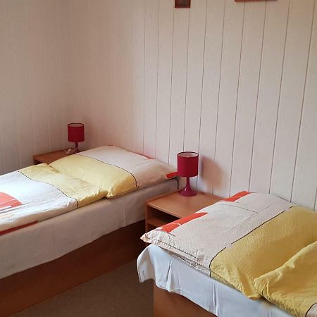Monte Lope Hotel Bystrice pod Lopenikem ภายนอก รูปภาพ